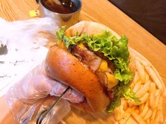 -龙治汉堡(中华城店)