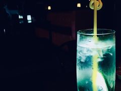 -Mx.cocktail bar