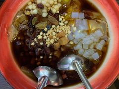 冰粉-爆炸头阿姨小四川正宗川味小吃(无任何分店)