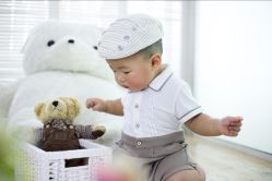 -亲亲宝贝艾尔莎亲子摄影会馆(中华路店)