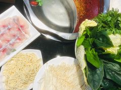 -鲜牛鲜生鲜肉火锅(松隽阳光城店)