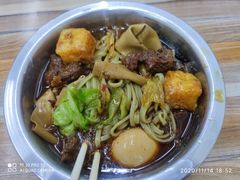 -鹍记特色牛杂面