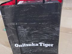 -Onitsuka Tiger(港汇恒隆广场店)