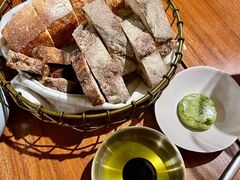 -Wine Universe 宇宙酒馆