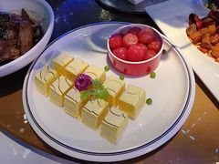 -艳阳天民俗村(公园路店)