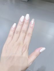 -进巍美甲美睫