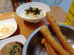 -弄堂咪道-饭香·面香·馄饨香(钦州北路田尚坊店)