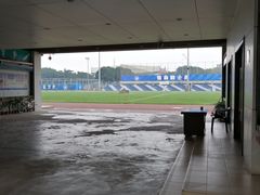 -燕子岗体育场