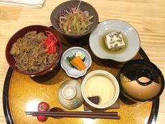 牛肉饭-京怀石·壬生