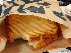 -星巴克(港汇1号办公楼店)