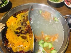 清汤鸳鸯锅-来蜀乾串串香(北京总店)