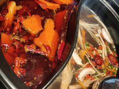 经典牛油鸳鸯锅-牛小嫩串串火锅(老国贸总店)