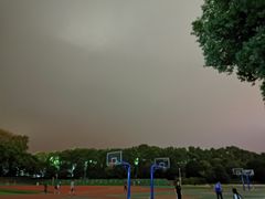 -武汉大学风雨操场