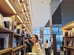 -茑屋书店(天目里店)
