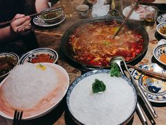 -旧街市鲜货老火锅(大光路店)