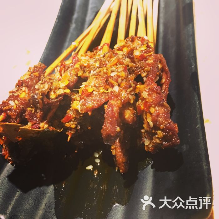 生吃牛肉小串