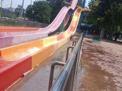 -欢乐水魔方水世界