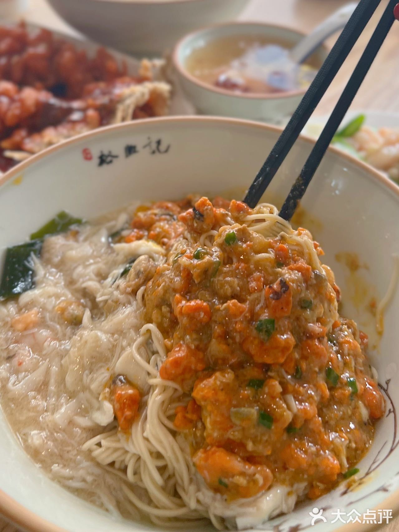 百年老字号，正宗蟹粉面，yyds…