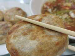 酸菜肉馅饼-牛庄高晓山风味馅饼城(海城店)