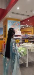 -一揽芳华汉服旗袍体验馆(拙政园店)