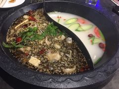 麻椒清汤鸳鸯锅-小牛海记潮汕牛肉店(永定路店)
