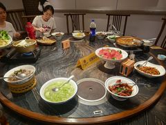 -湘力力小院·鱼汤泡饭(枫林路店)