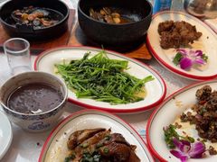-小粤楼(万辉广场店)