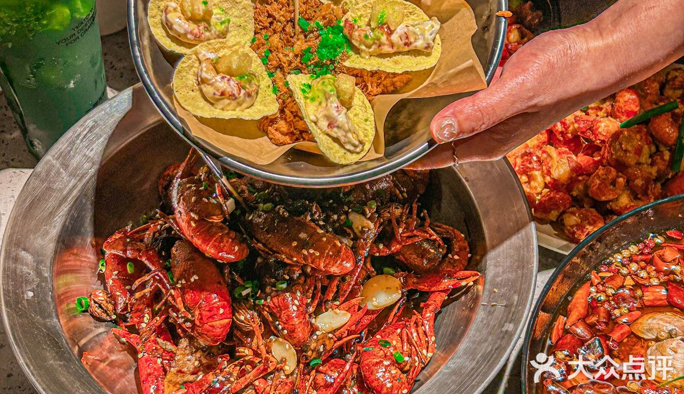 这碗龙虾拌面我能一次性炫三碗🔥