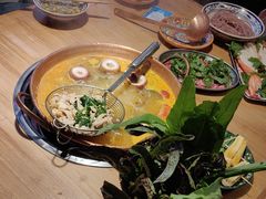 -洱火云南酸菜牛肉火锅(石景山当代商城店)