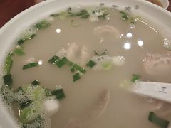 -三两春肚肺汤(崂山路店)