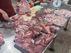 -标记美食新鲜猪杂(兴南大道店)