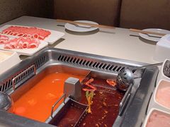 -海底捞火锅鲜切牛肉主题店(长寿路店)
