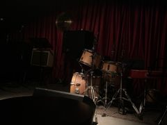 -东岸Cafe 爵士俱乐部