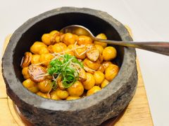 珍珠土豆烧鲍鱼-火宫殿·湘菜小吃·商务宴请·生日聚会(市府店)