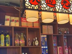 -果松木炭酸菜铜火锅·外婆参鸡汤