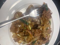 干炒牛河-煲王粤菜餐厅(中侨中心店)