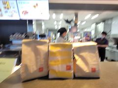 -麦当劳(南宁东站店)