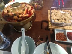-全牛匠·乐山跷脚牛肉(西单华威约饭街店)