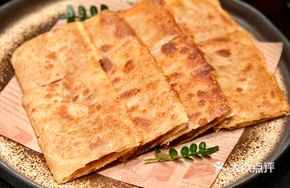 Sauce-Flavored Meat Pancake