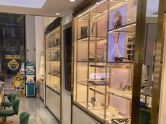 -世纪大明眼镜·蔡司战略授权店(汉街店)