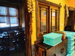 -富正毅三下锅·湘西韵味(天门山索道店)
