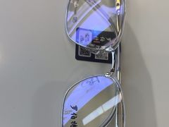 -罗伯特眼镜·蔡司官方授权(前海桂湾店)