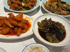吃完的状态，剩了一桌子…-新侨小馆(东直门北小街店)