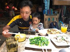 -阿飞冲浪旅店一馆