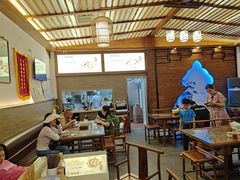 -笑来喜馄饨小笼工坊店(湖滨街店)