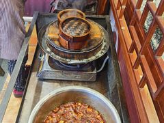 -谢老五跷脚牛肉·非遗传承店