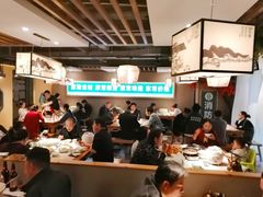 大堂-绿草地·湘菜(喜盈门店)
