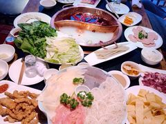-宽巷子成都火锅(南站店)