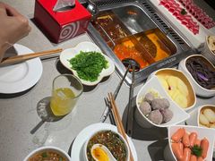 -海底捞火锅(银泰中心店)