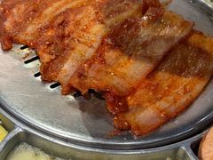 辣椒酱五花肉-姜虎东白丁烤肉(虹桥天地店)